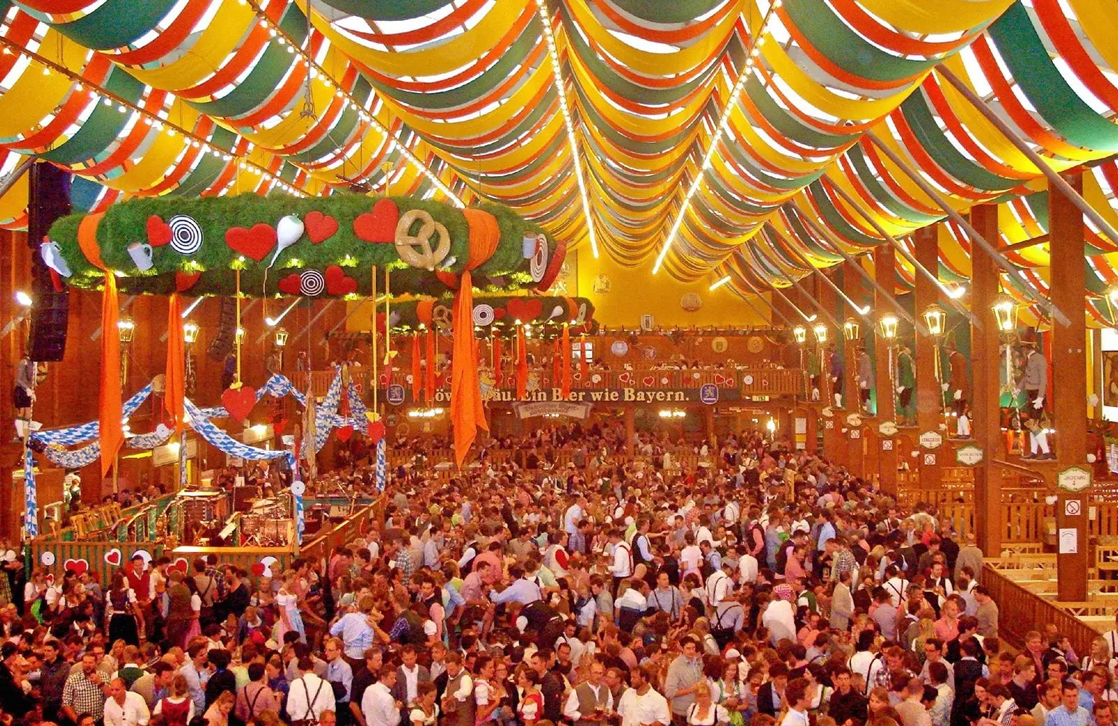 Oktoberfest Çadırı